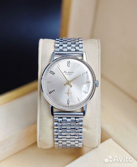 Часы Ракета 2603 костюмные 1970-е СССР