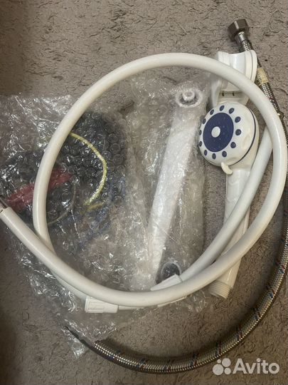 Электронагреватель проточный etalon