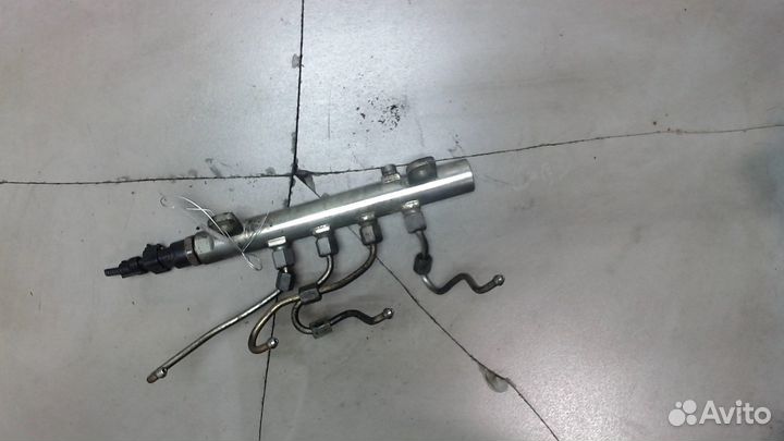 Рампа топливная Alfa Romeo 147, 2004