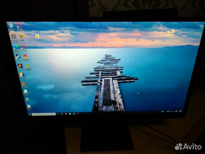 Монитор LG 27