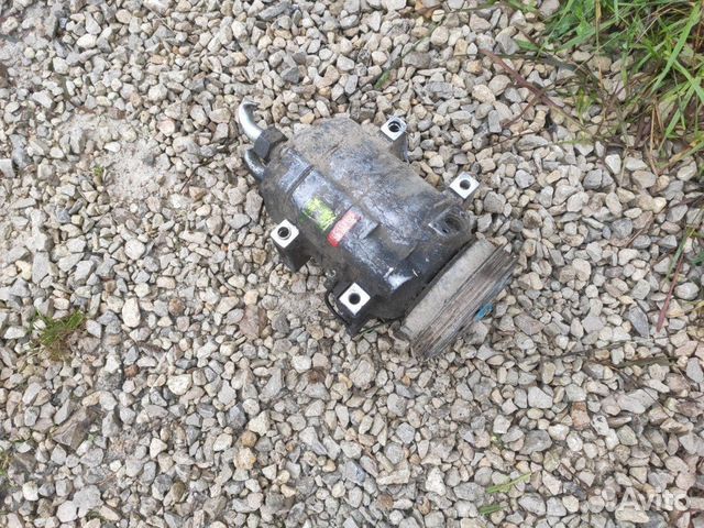 Компрессор кондиционера Volkswagen Passat B5