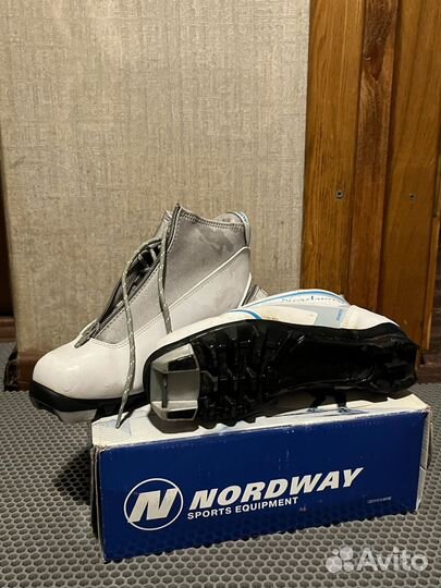 Лыжи детские с ботинками