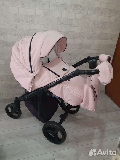 Коляска Adamex Chantal 3 В 1