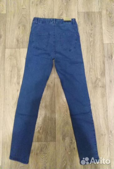 Джинсы 28,29 Новые