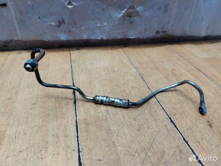 Трубка подачи масла на турбину Opel Omega B Y22DTH