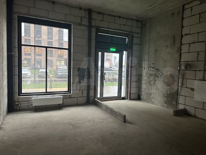 Стрит ритейл в крупном ЖК