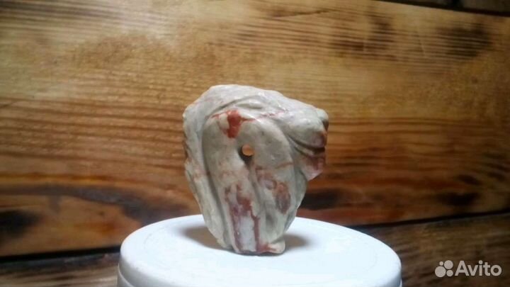 Лёвик нэцкэ из камня