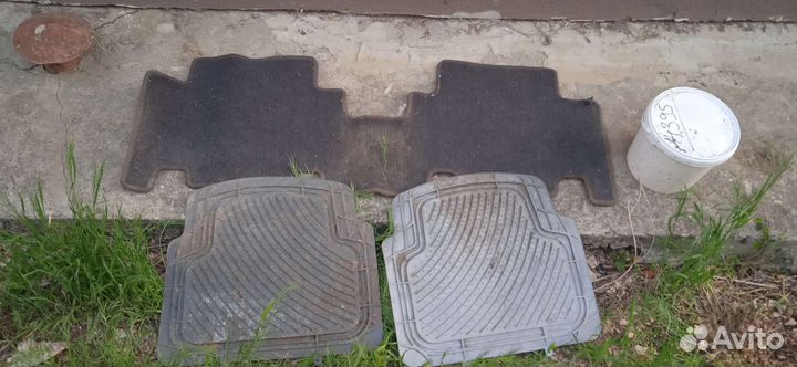 Коврики в багажник