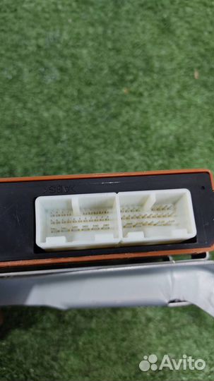 Блок управления климат-контролем Lexus RX400H 2007