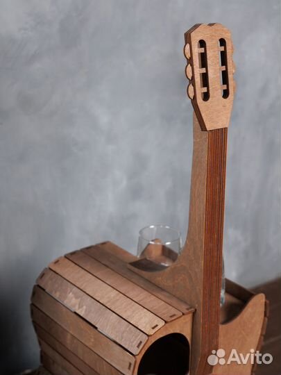 Мини бар гитара