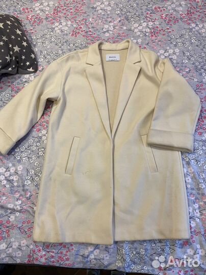 Пальто женское stradivarius L