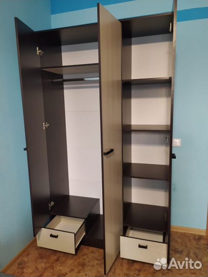 Шкаф