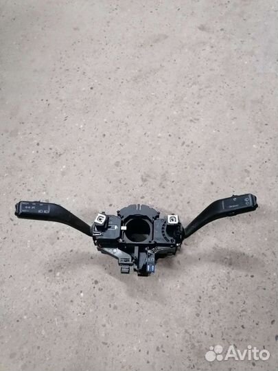 Подрулевой переключатель Фольксваген Тауран