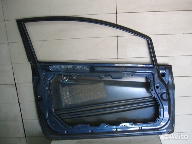 Дверь передняя левая Форд Фиеста