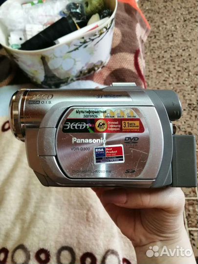 Видеокамера Panasonic VDR D300EE