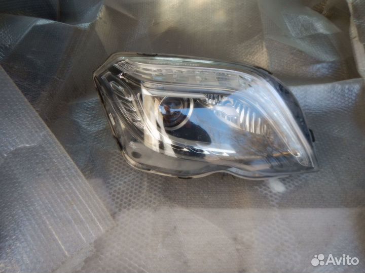 Фара правая Mercedes-Benz GLK-Class X204 рестайл