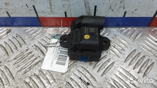 Реле накала свечей mercedes benz C-class W204 (GML