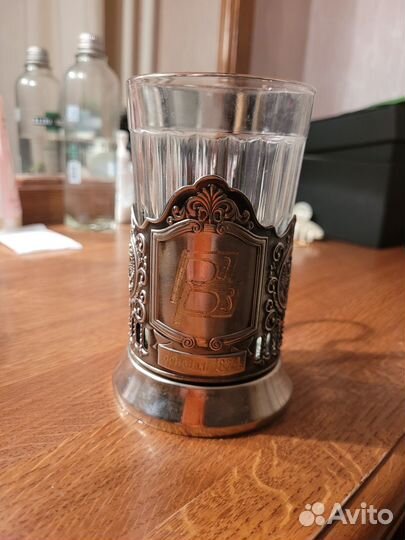 Стакан в подстаканнике