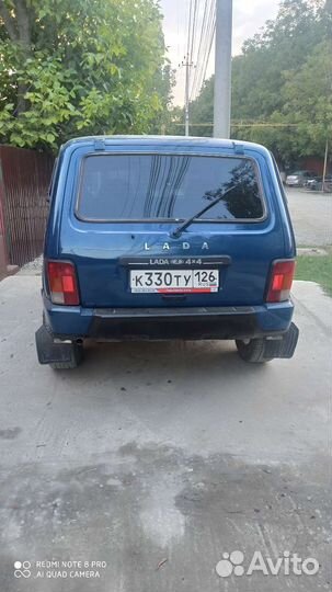 Передние сиденья niva