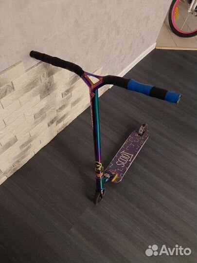 Трюковой самокат chilli pro