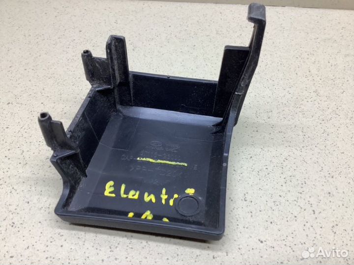 Крышка аккумулятора Hyundai Elantra AD G4FG 2019