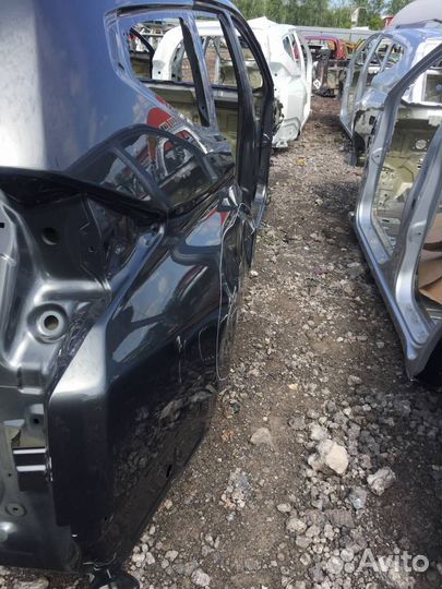 Крыло заднее правое Mitsubishi Pajero Sport