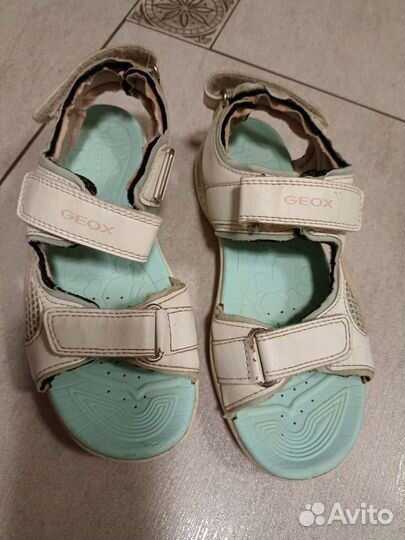 Сандали Geox р. 33 в отличном состоянии