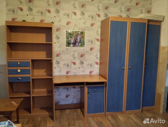 Продам уголок школьника бу