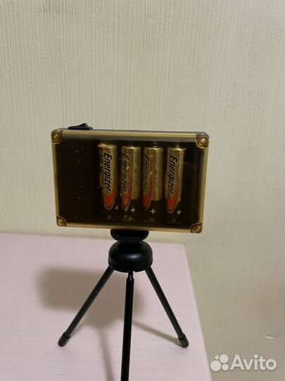 Настольный светильник на боторейках, для макияжа