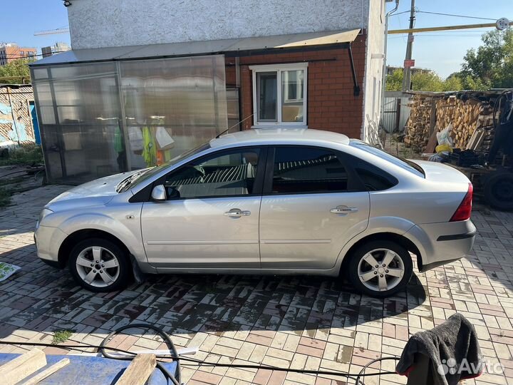 Ford Focus 1.6 МТ, 2007, 200 000 км