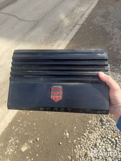 Усилок молот