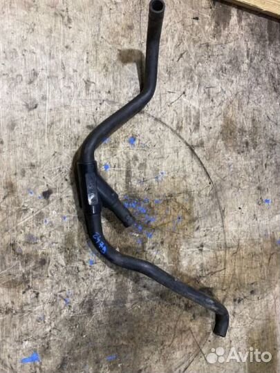 Патрубок системы охлаждения Mercedes-Benz M-Class