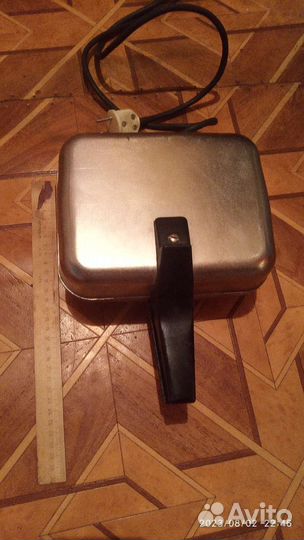 Электровафельница СССР советская