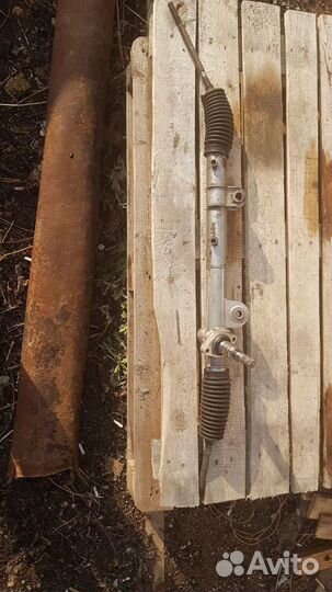 Рулевая рейка Nissan Primera
