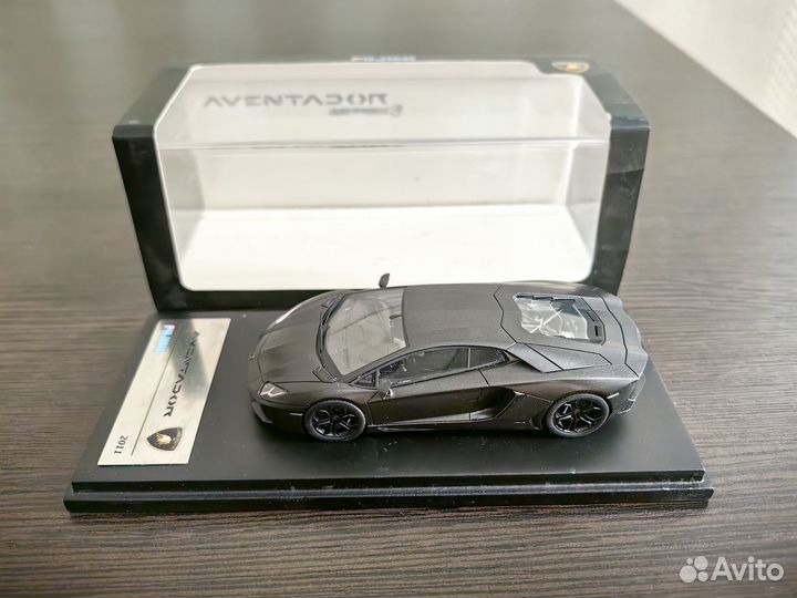 Lamborghini Aventador LP 700-4 (2011) fujimi 1/43