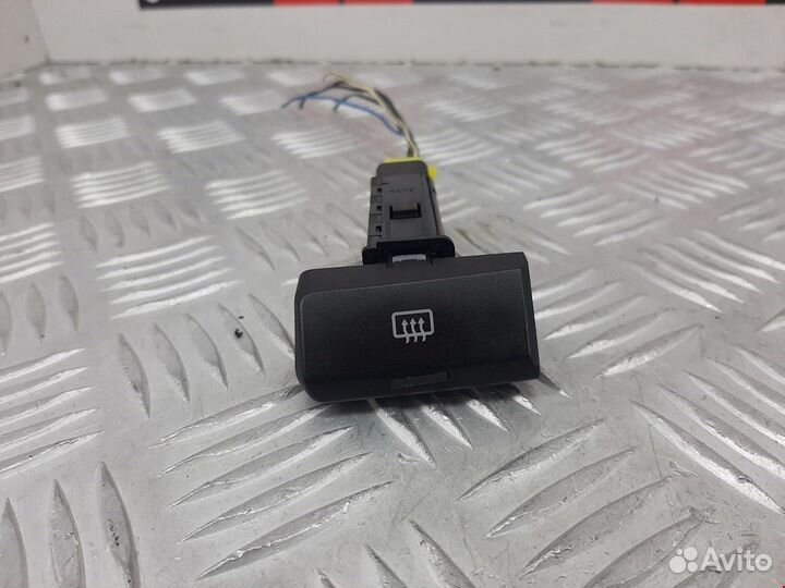 Кнопка обогрева заднего стекла SsangYong Rodius