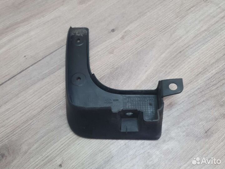 Брызговик передний левый Hyundai solaris 1