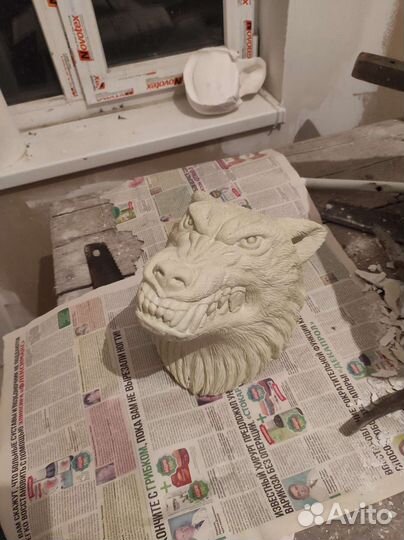 Волк с оскалом,злая собака, скульптура