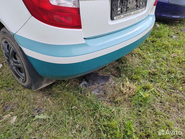 Задний бампер skoda fabia 2