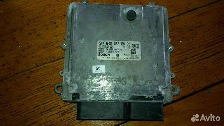 Блок управления двигателем А 6421508900 мл ML W166