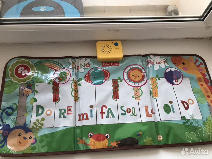 Музыкальный коврик пианино Fisher Price