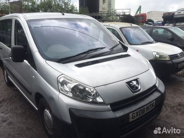 Разбор на запчасти Peugeot Expert