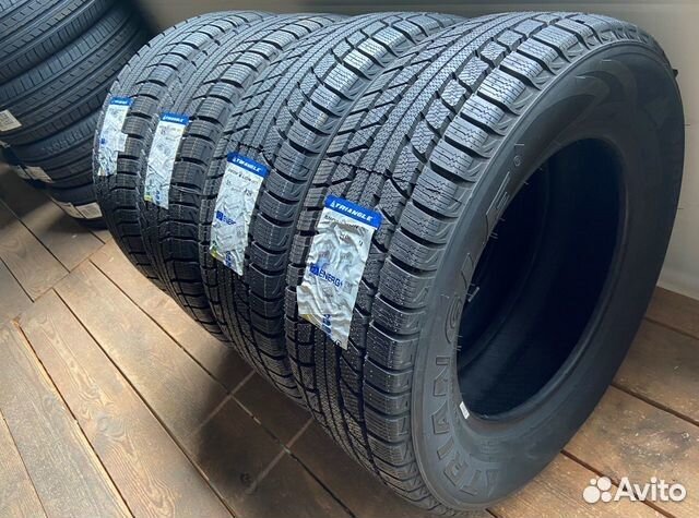 Triangle TR777 215/60 R17 96H