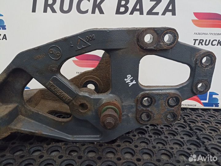 Кронштейн рессоры передней правый