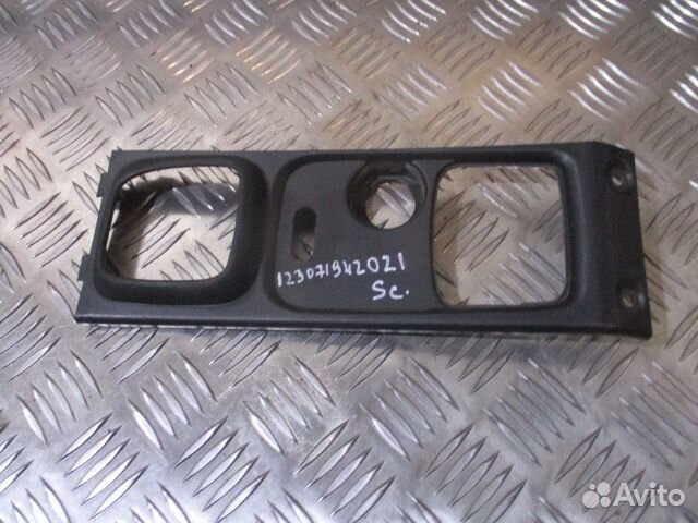 Накладка торпедо Scania 1443277