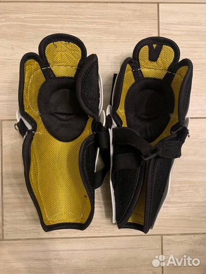 Наколенники детские Bauer Supreme 150, размер 9