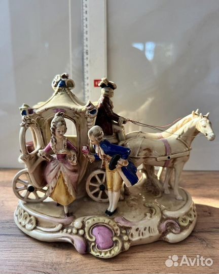 Статуэтка фарфоровая Европа