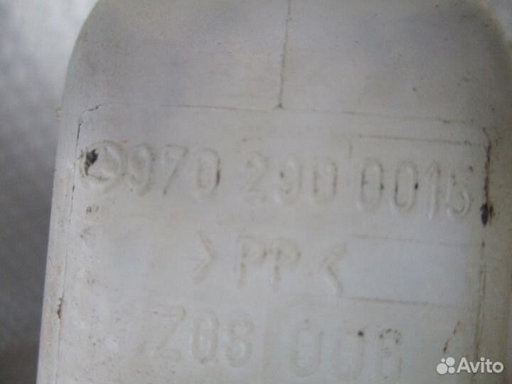 Бачок цилиндра сцепления Mercedes-Benz A9702900015
