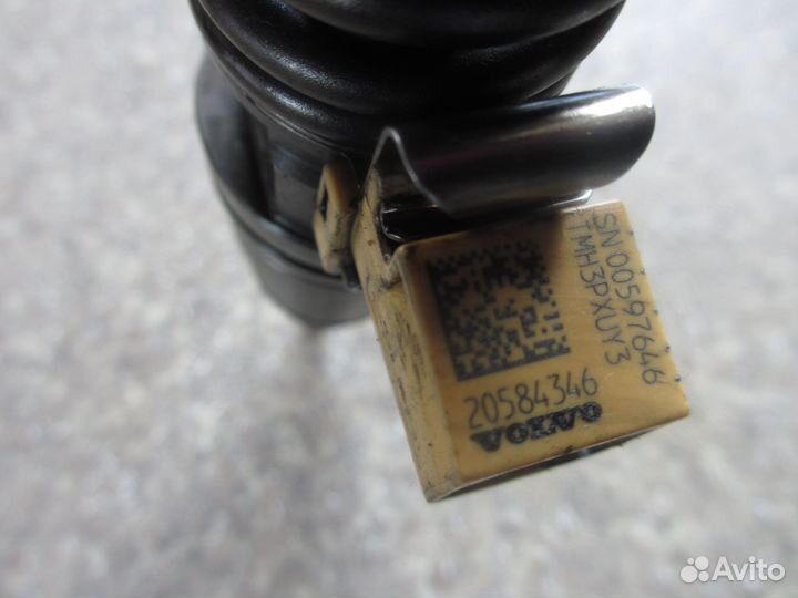 Насос-форсунка Volvo 20584346