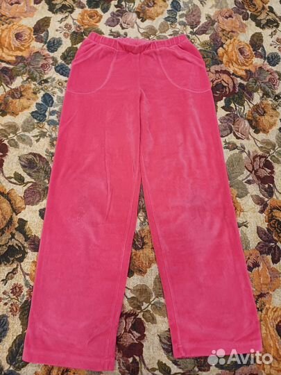 Спортивный костюм женский